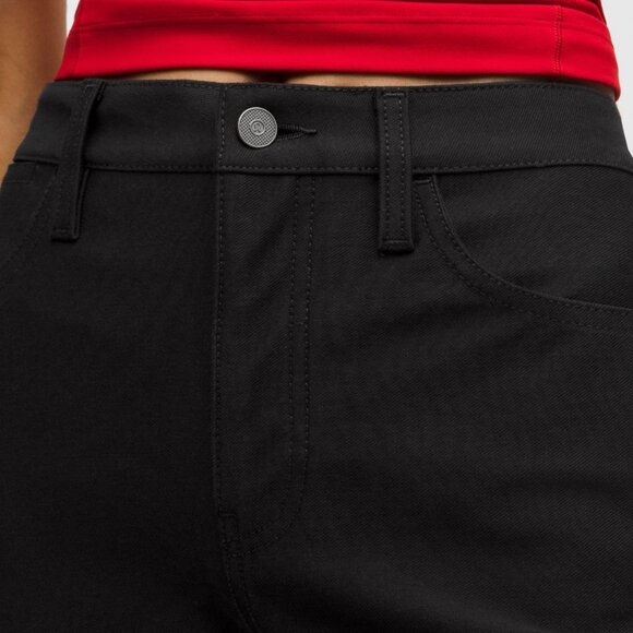 EasyFive High-Rise Subtle-Flare Pant Short - Picture 6 of 7